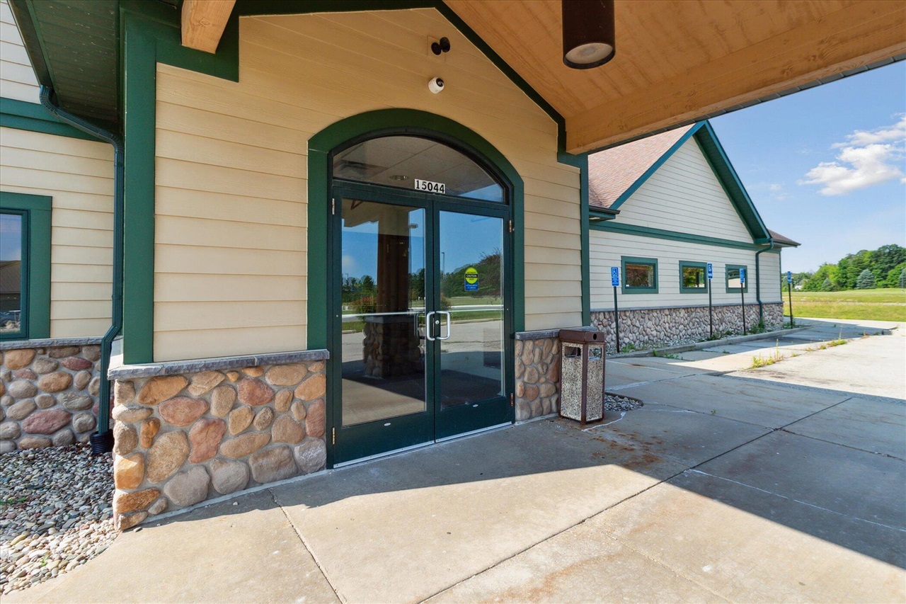 15044 220th Avenue Property Photo 4