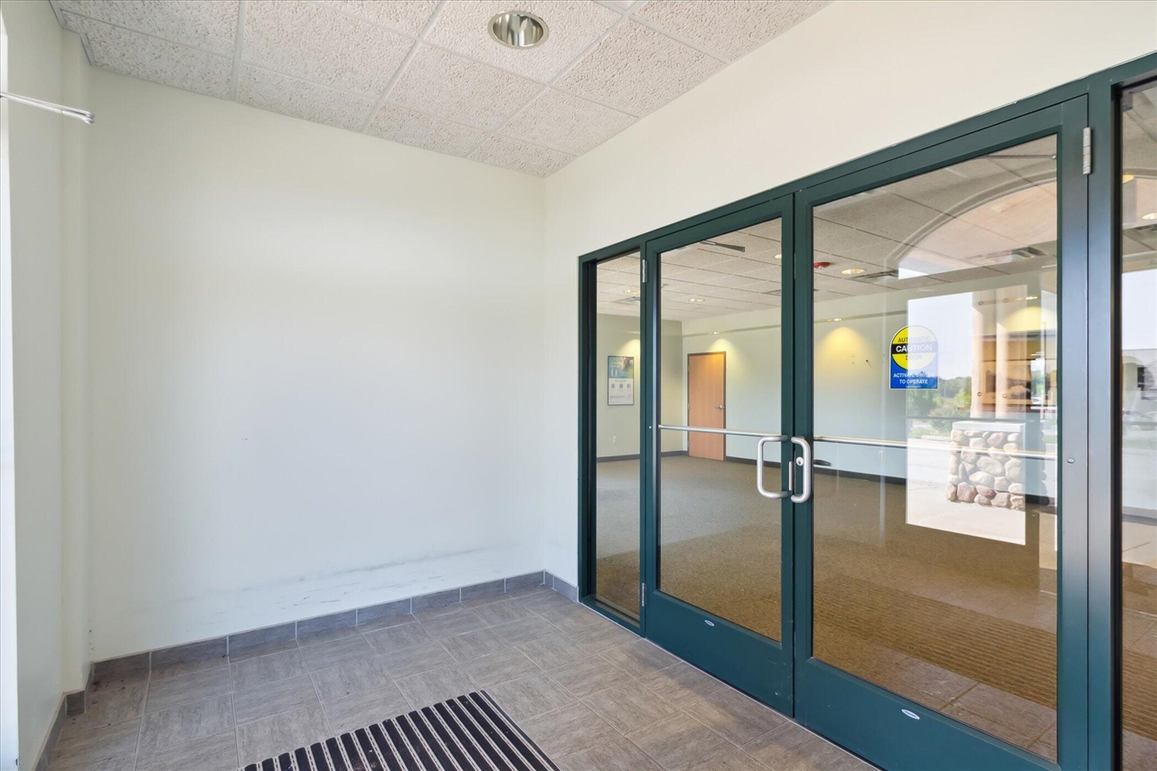 15044 220th Avenue Property Photo 5