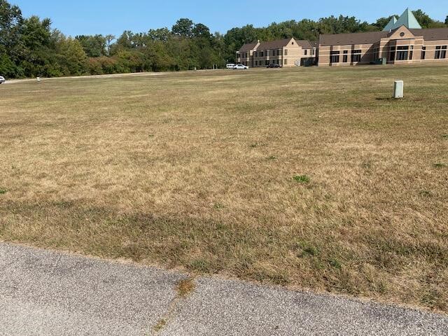 527 & 529 Augsburg Path Property Photo 3