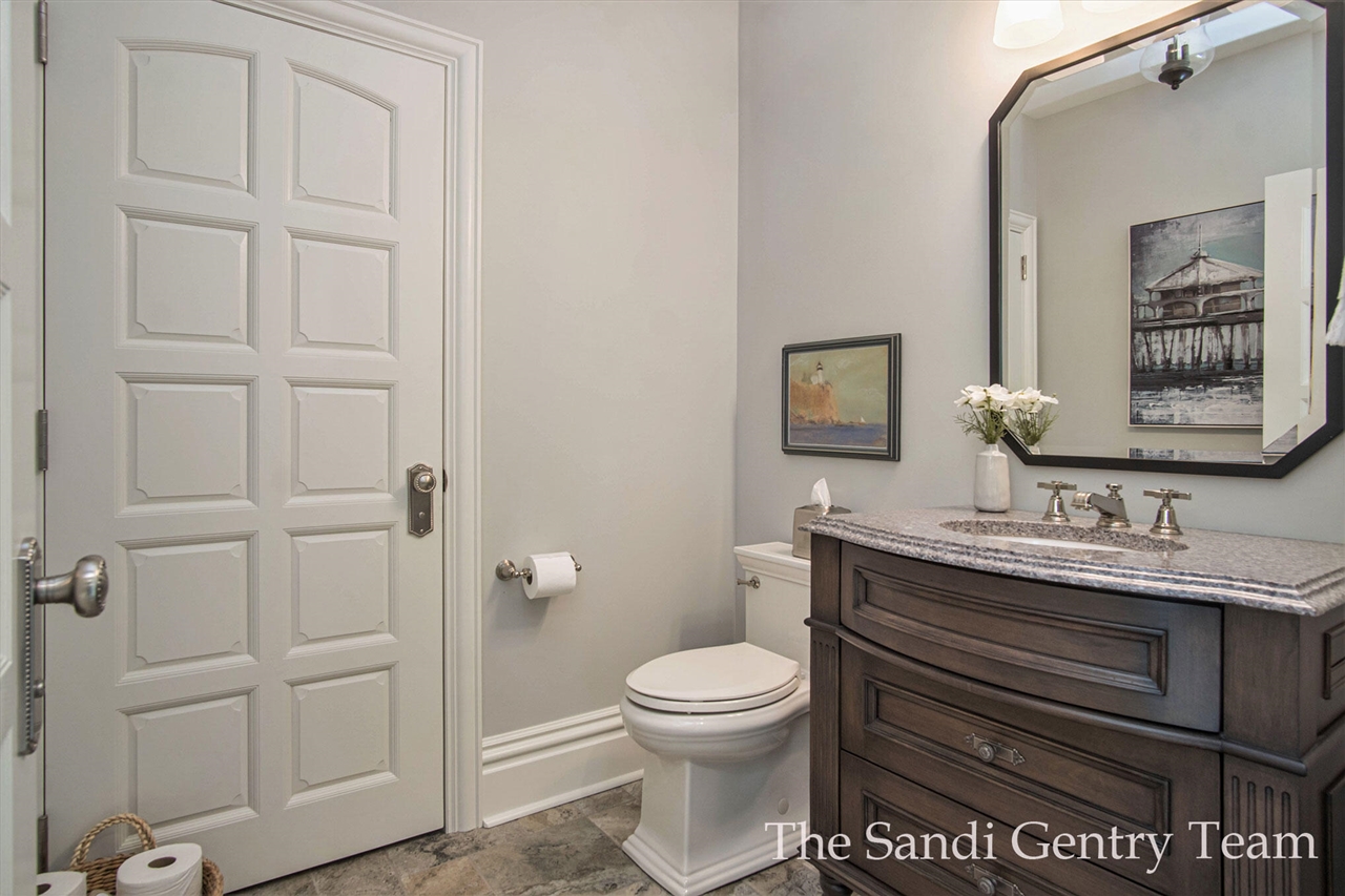 18635 N Fruitport Road Property Photo 45
