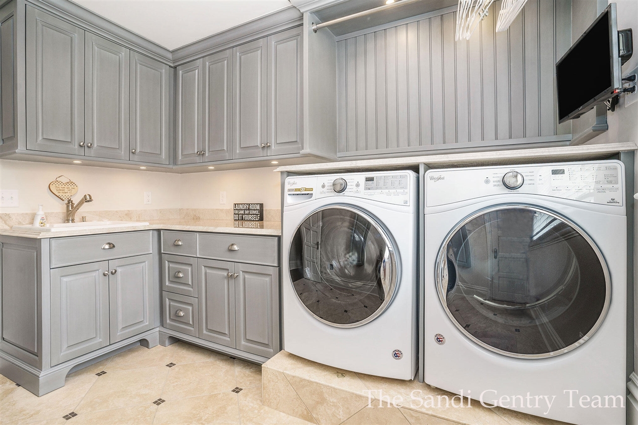 18635 N Fruitport Road Property Photo 60