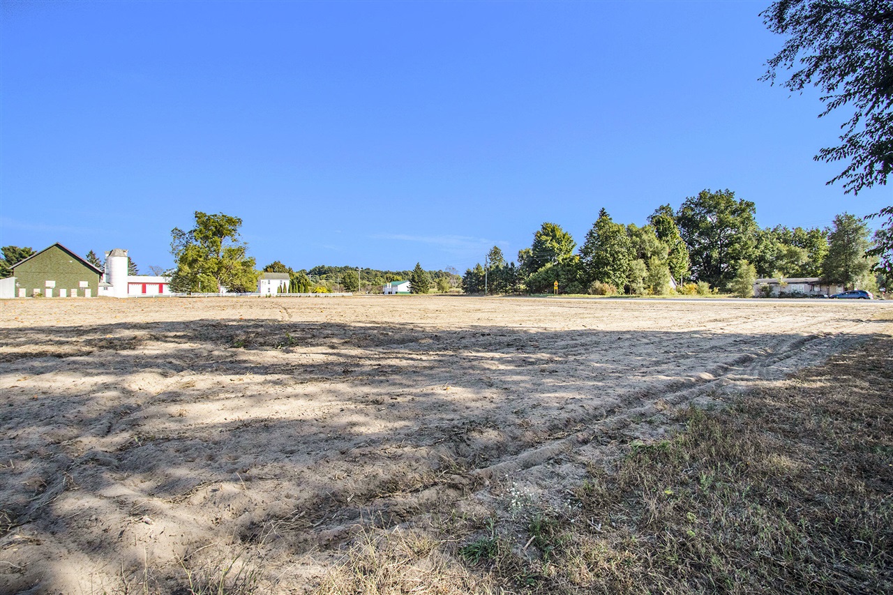 3308 W Monroe Road Property Photo 16