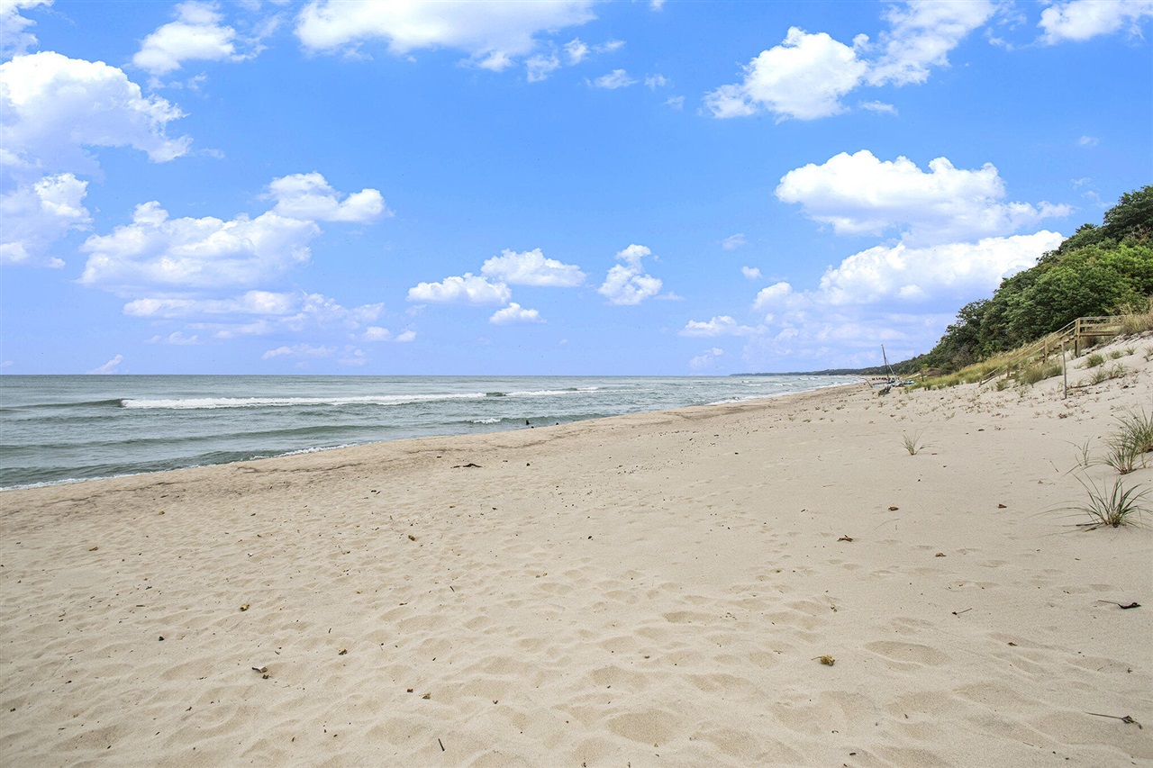 Vl # 2 Dune Road Property Photo 4