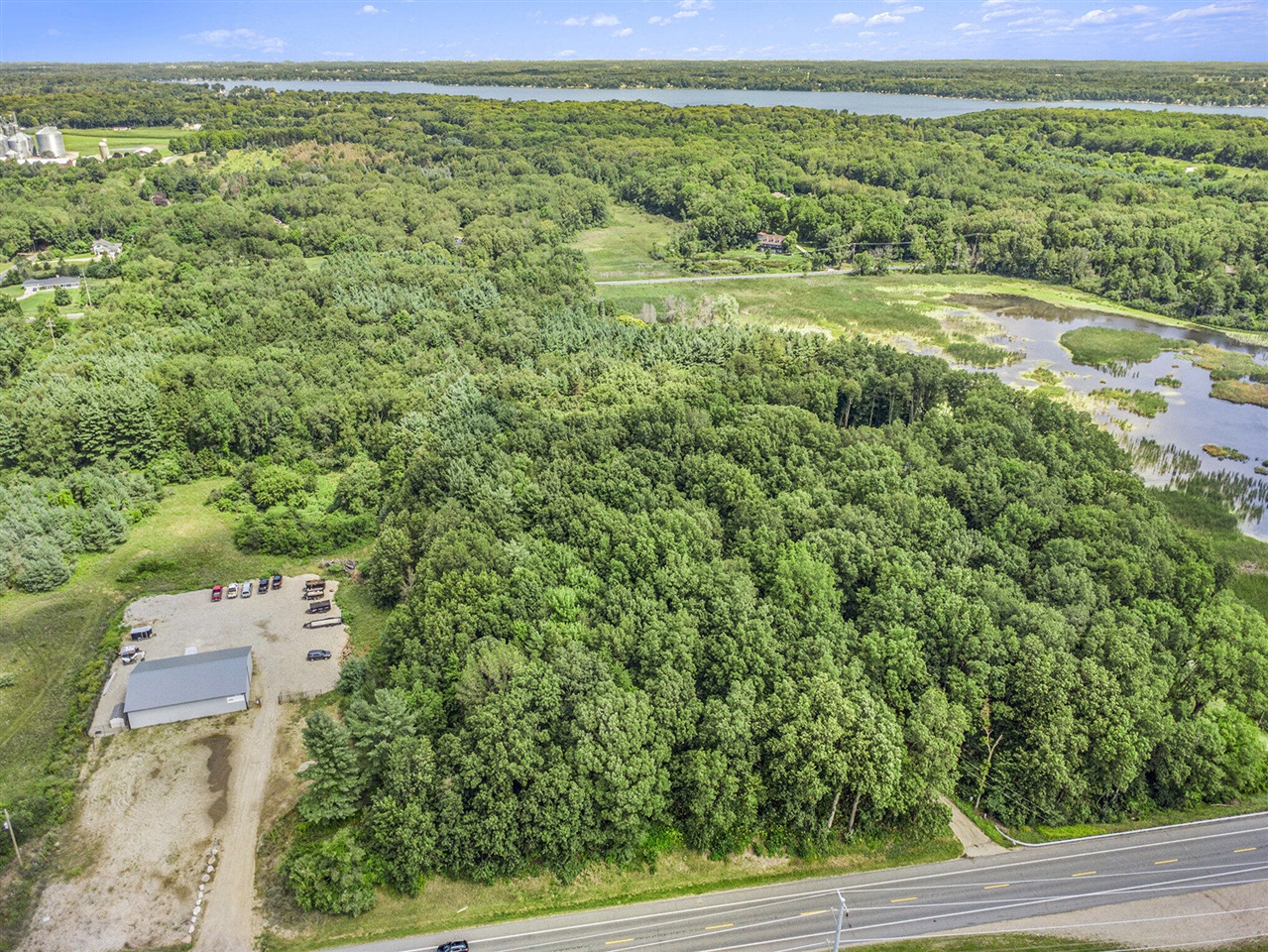 M-89 Property Photo 3