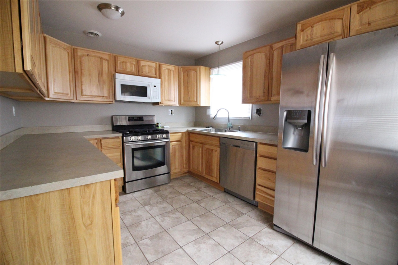 16117 Jackson Street Property Photo 6