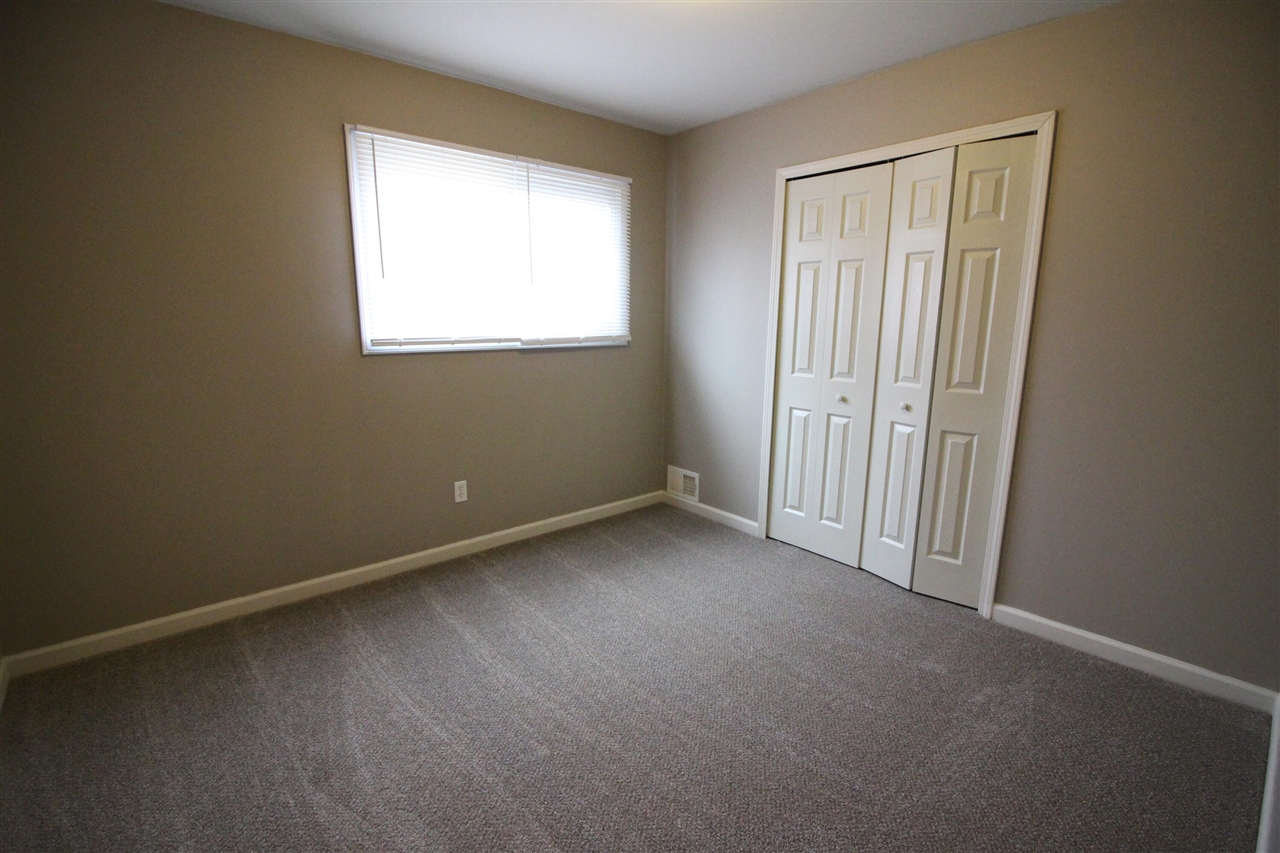 16117 Jackson Street Property Photo 10