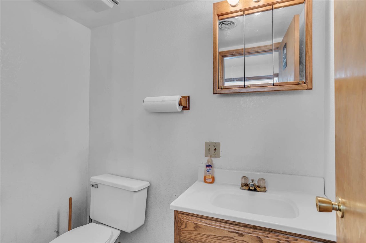 4946 Page Avenue Property Photo 10