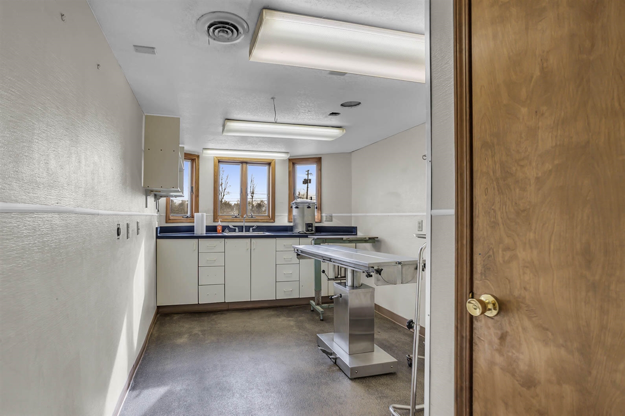 4946 Page Avenue Property Photo 17