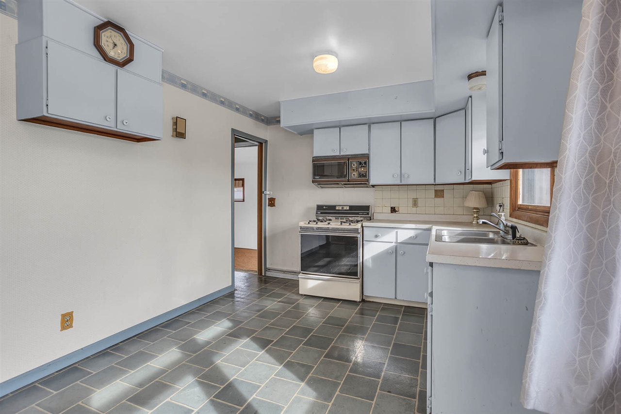 4946 Page Avenue Property Photo 39