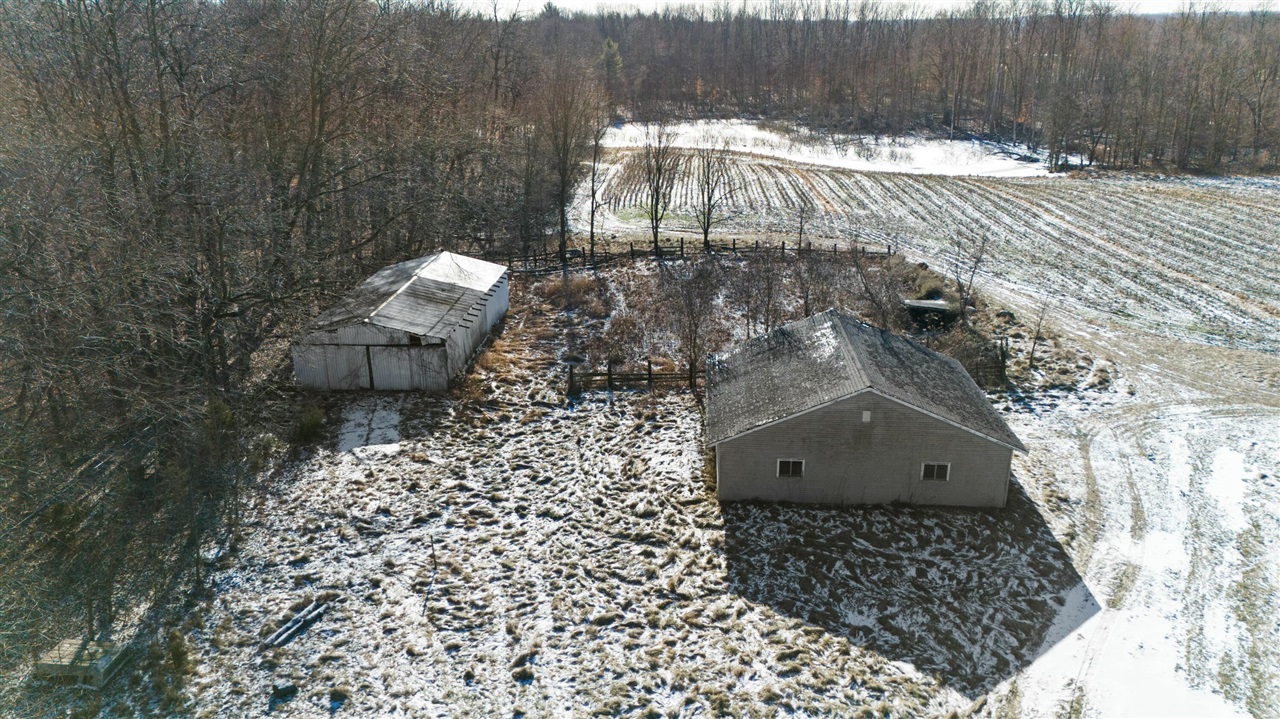 1936 E Clear Lake Road Property Photo 5