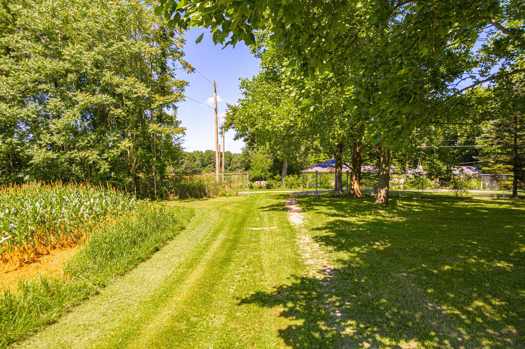 1936 E Clear Lake Road Property Photo 21