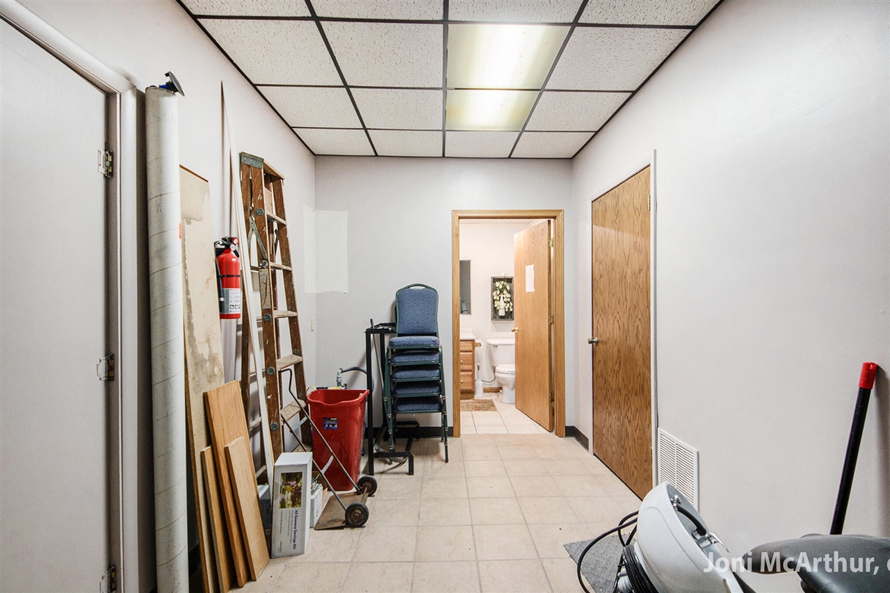 6548 S Greenville Road Property Photo 12