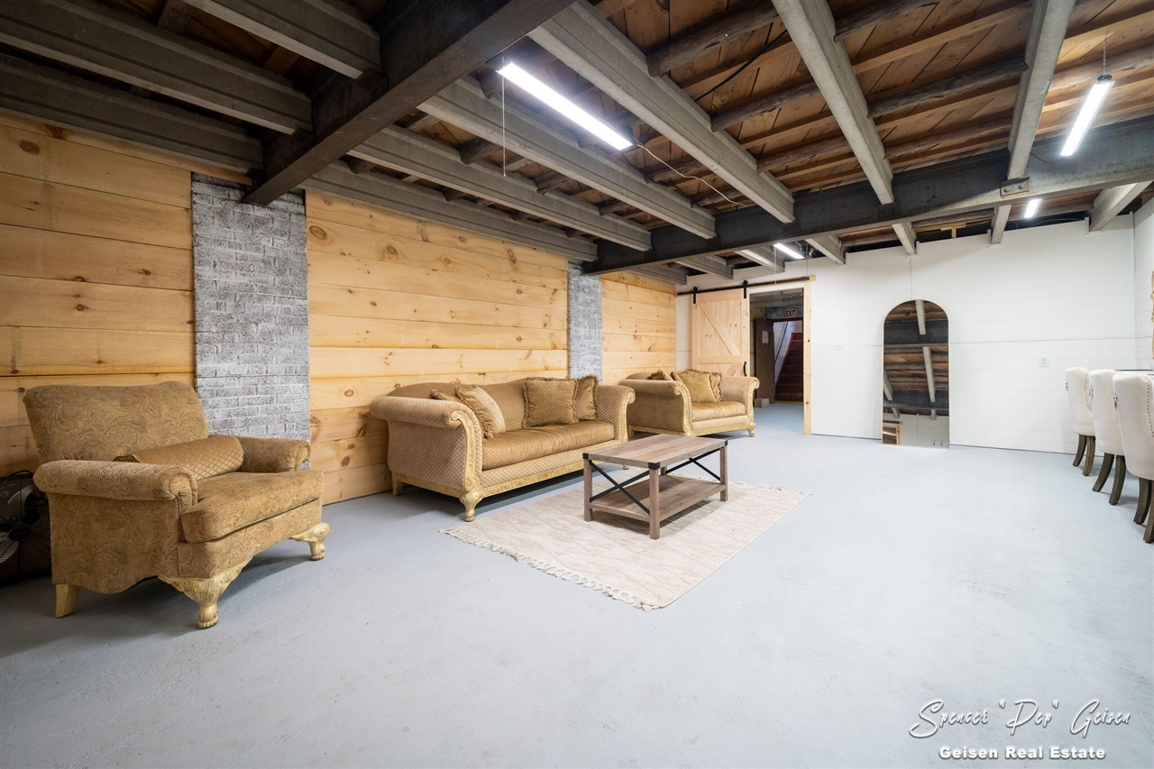 608 Peterson Road Property Photo 33