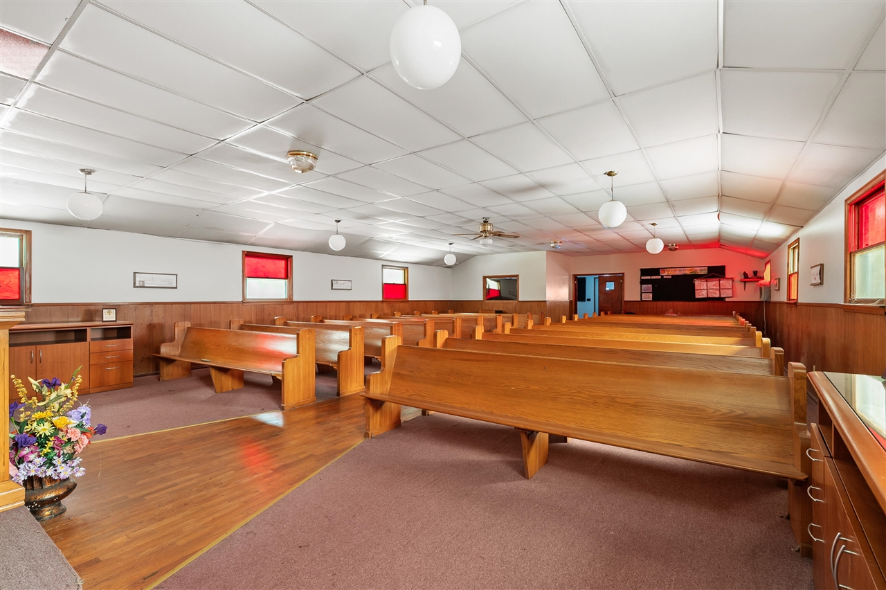713 Chicago Avenue Property Photo 8