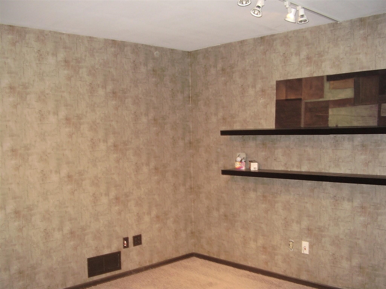 2467 M-139 Property Photo 16