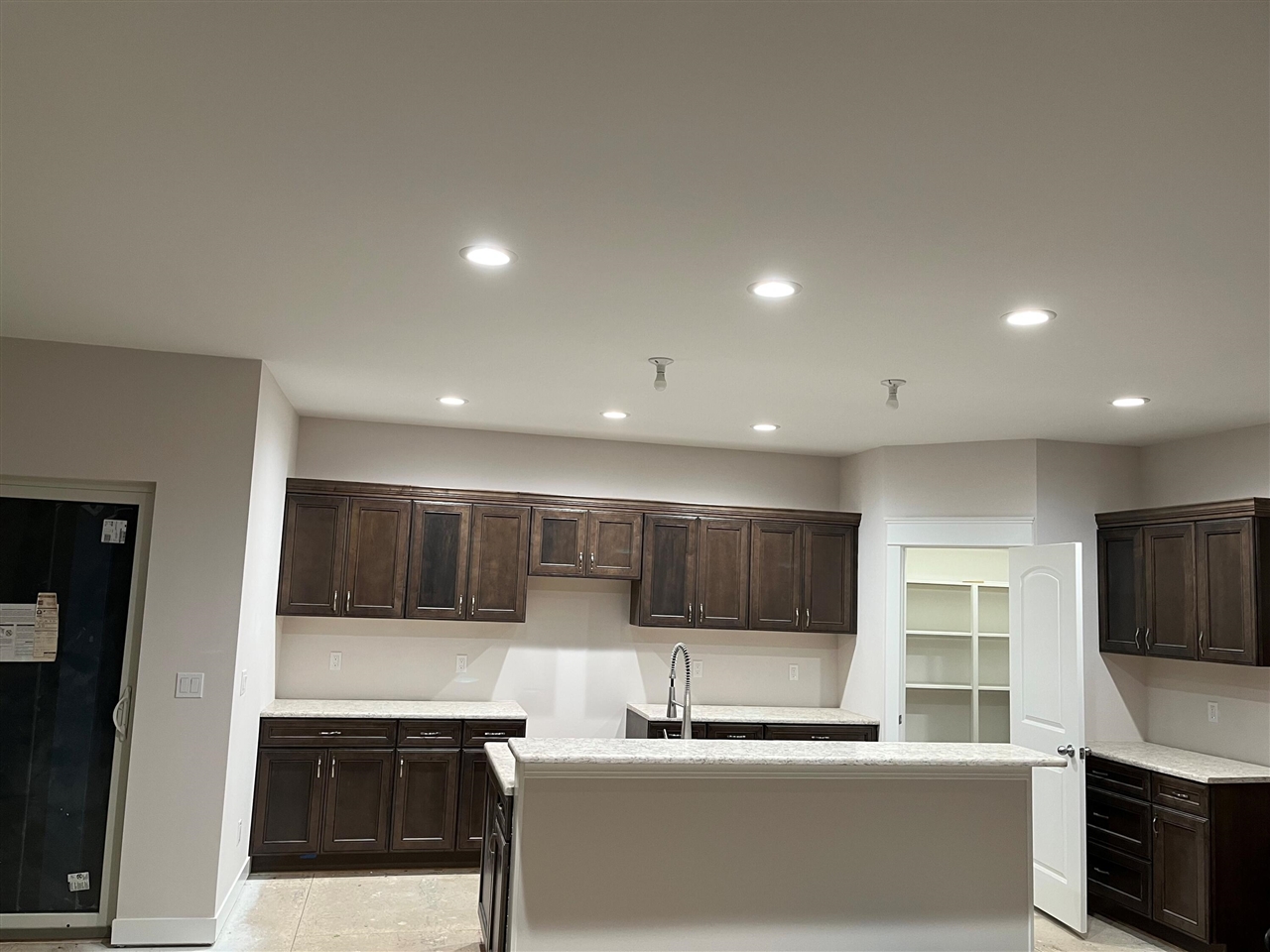 365 Hartland Avenue Property Photo 2