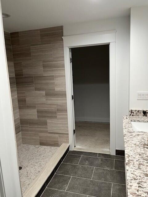 365 Hartland Avenue Property Photo 17