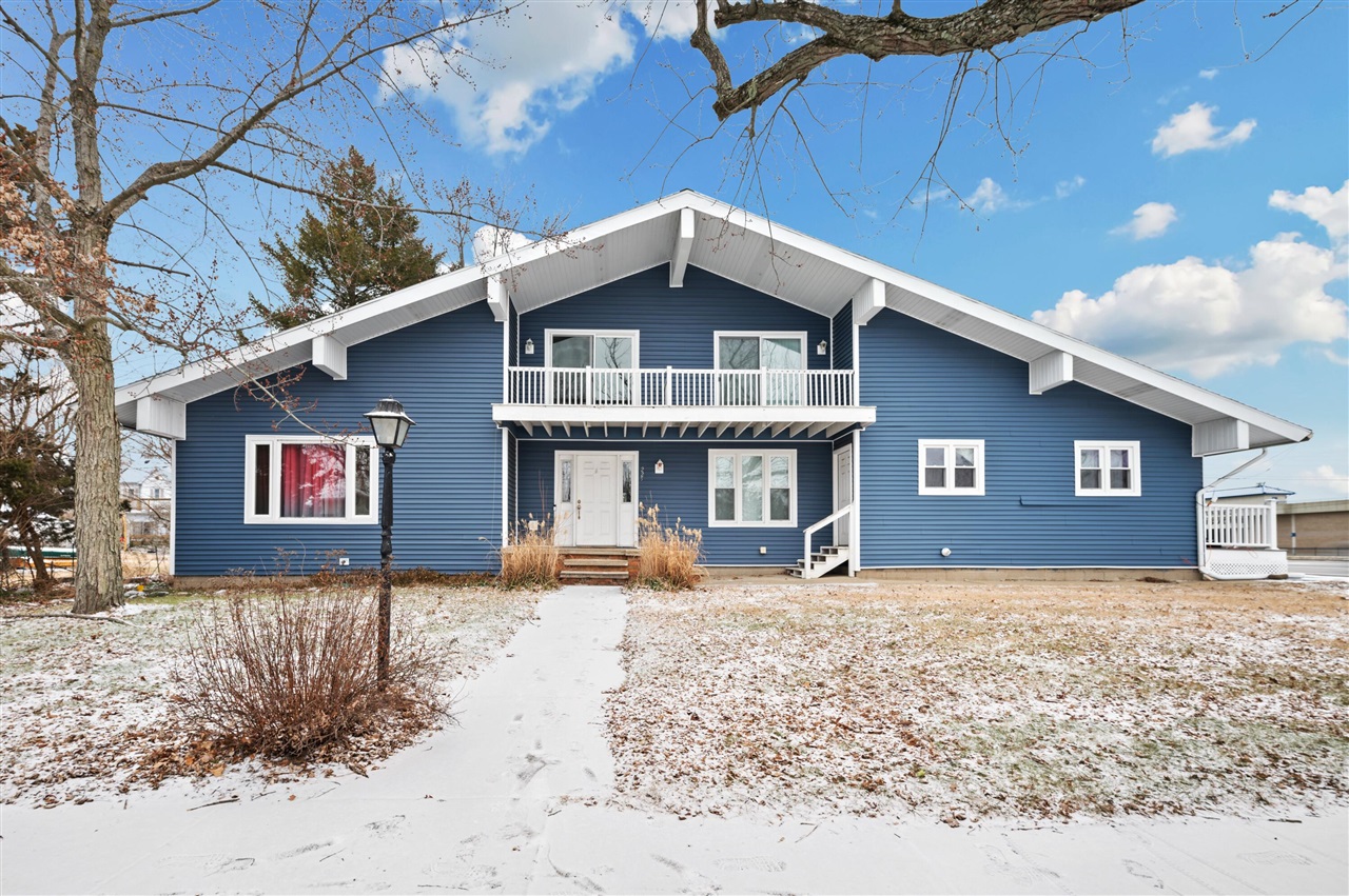 225 Vail Court Property Photo 4