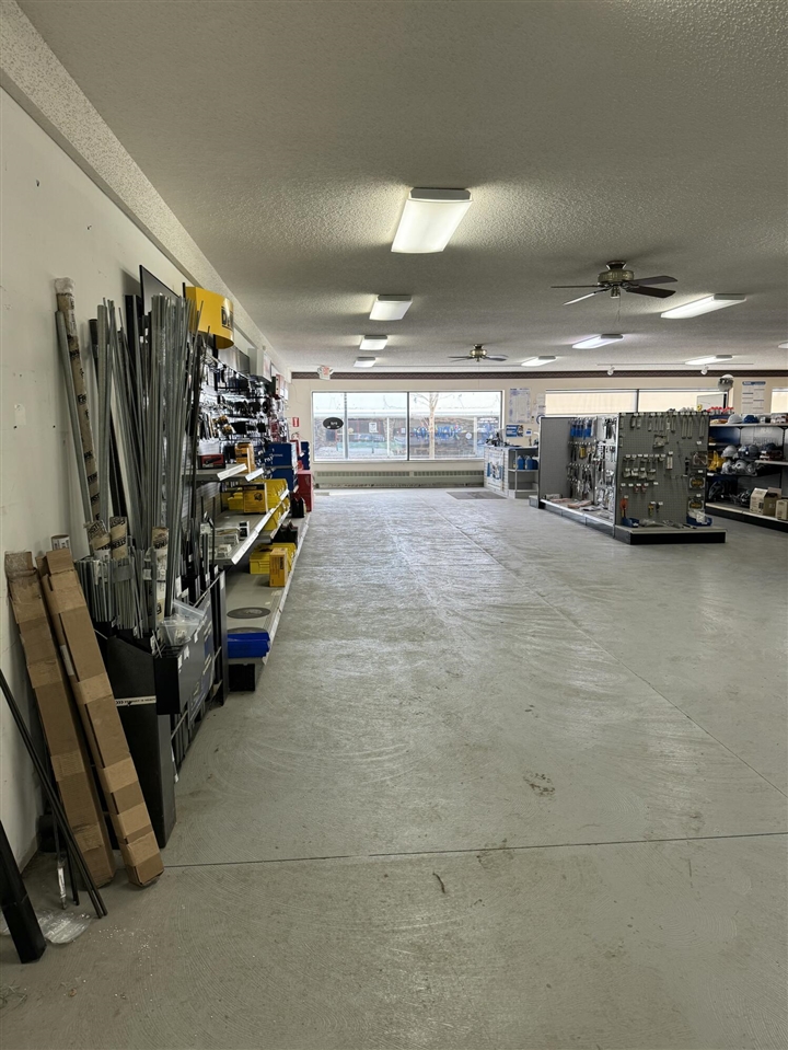 84 Division Street Property Photo 21
