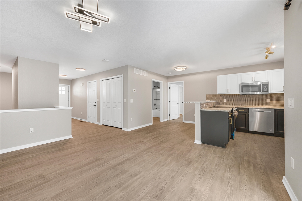 734 Unit 734 Tioga Park Property Photo 7