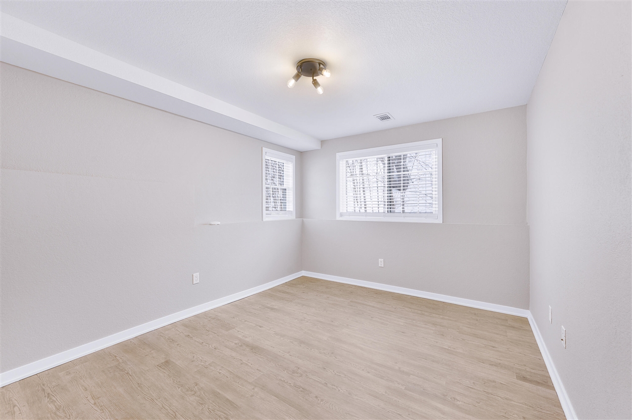 734 Unit 734 Tioga Park Property Photo 14