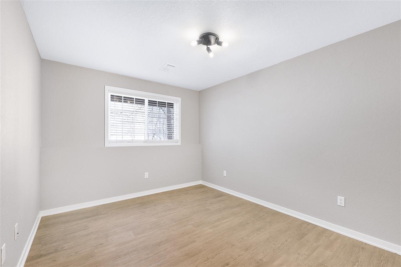 734 Unit 734 Tioga Park Property Photo 21