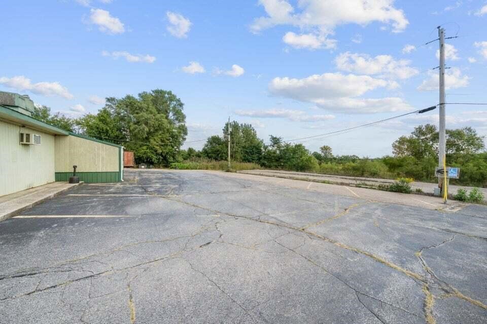 68867 M-62 Property Photo 4