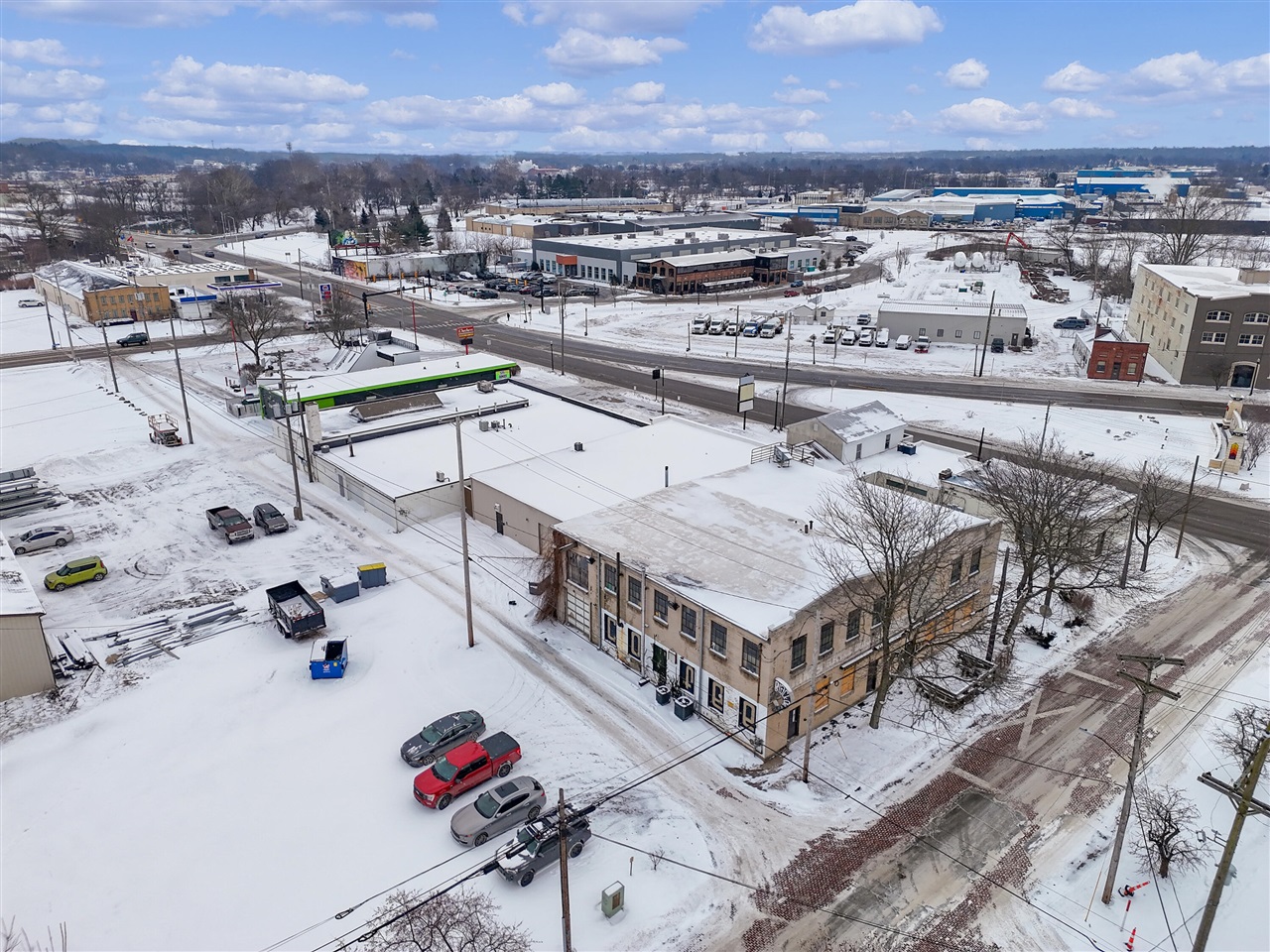 414-424 Walbridge Street Property Photo 23