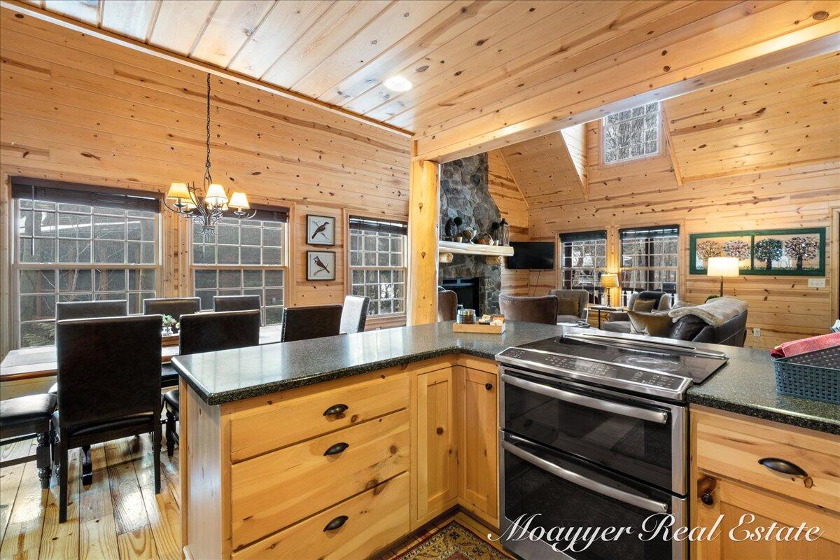 3577 Kingfisher Cove Drive Property Photo 15