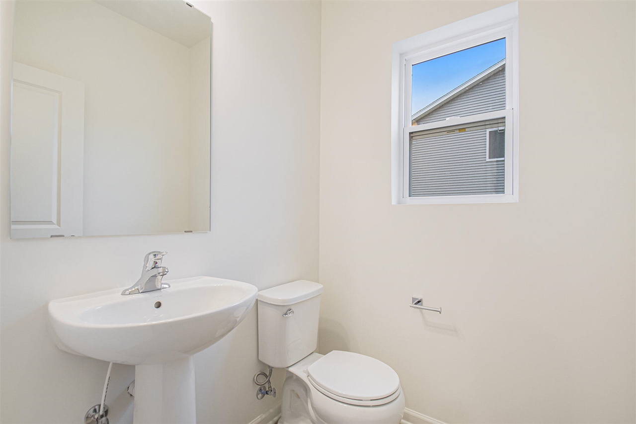 218 Arlington Lane Property Photo 4