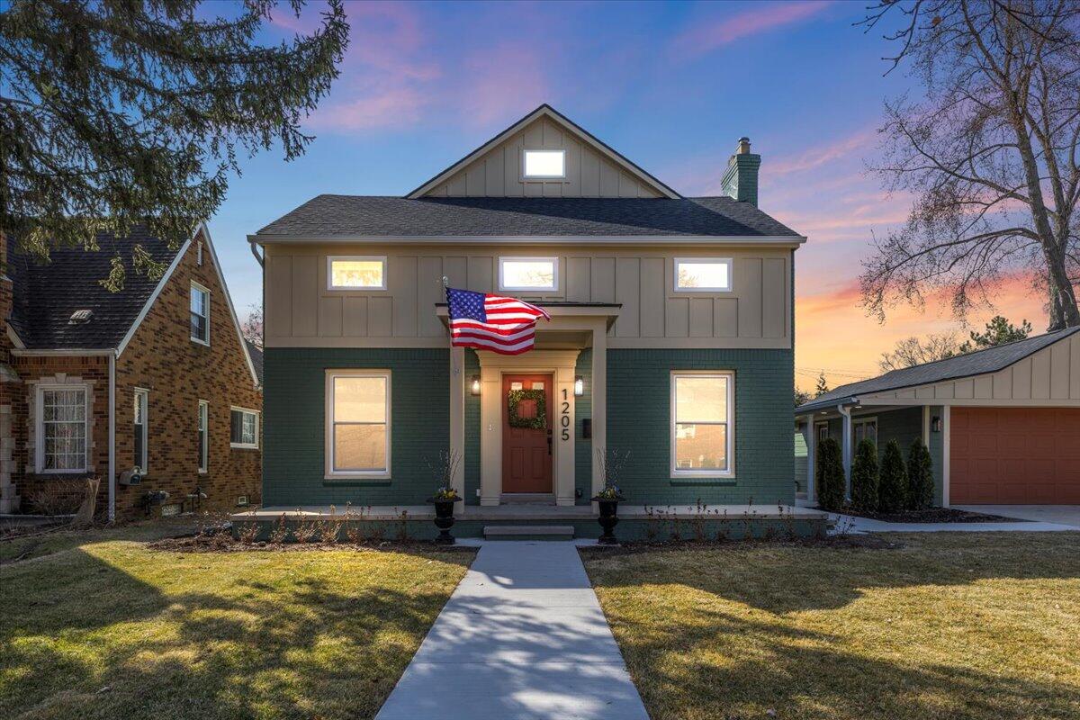 1205 N Washington Avenue Property Photo 1
