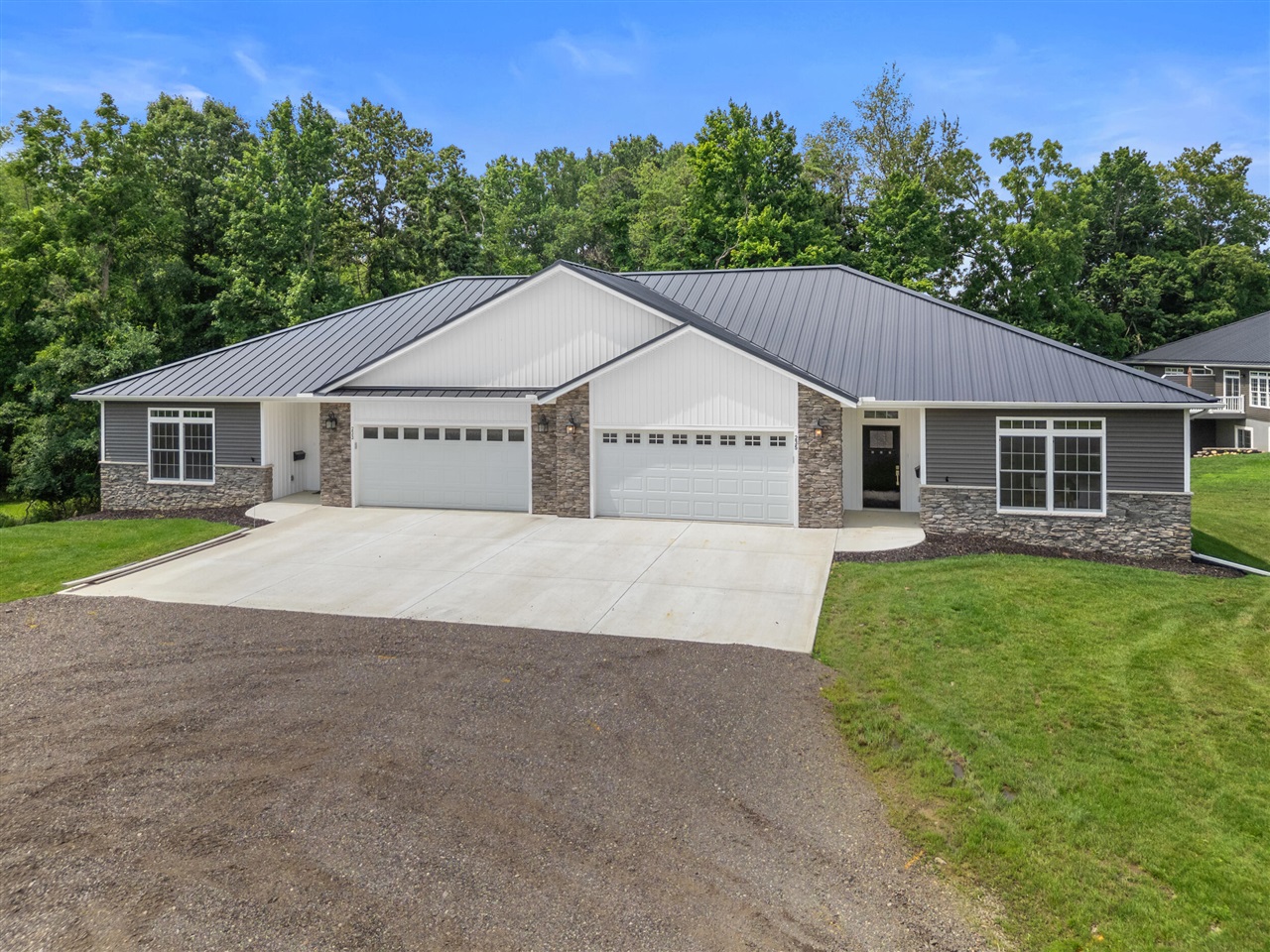235 Auseon Court Property Photo 48