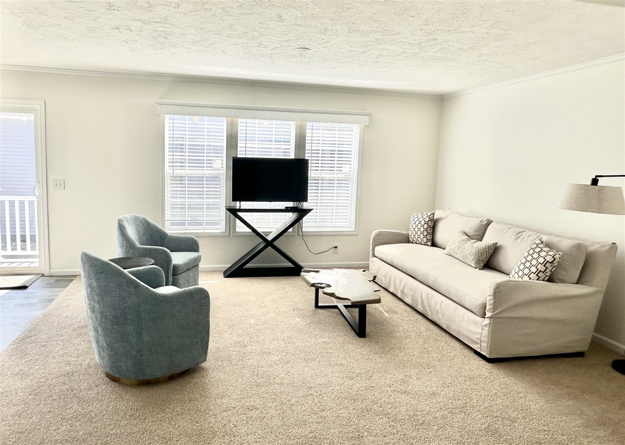 221 Circle Drive Property Photo 4