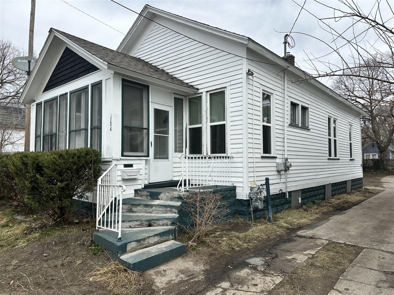 1226 Sanford Street Property Photo 1