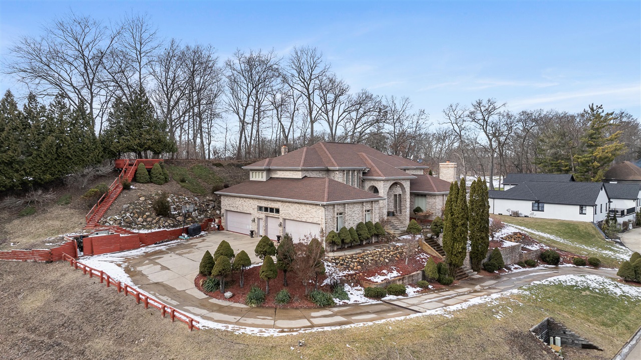1840 Lexington Boulevard Property Photo 4