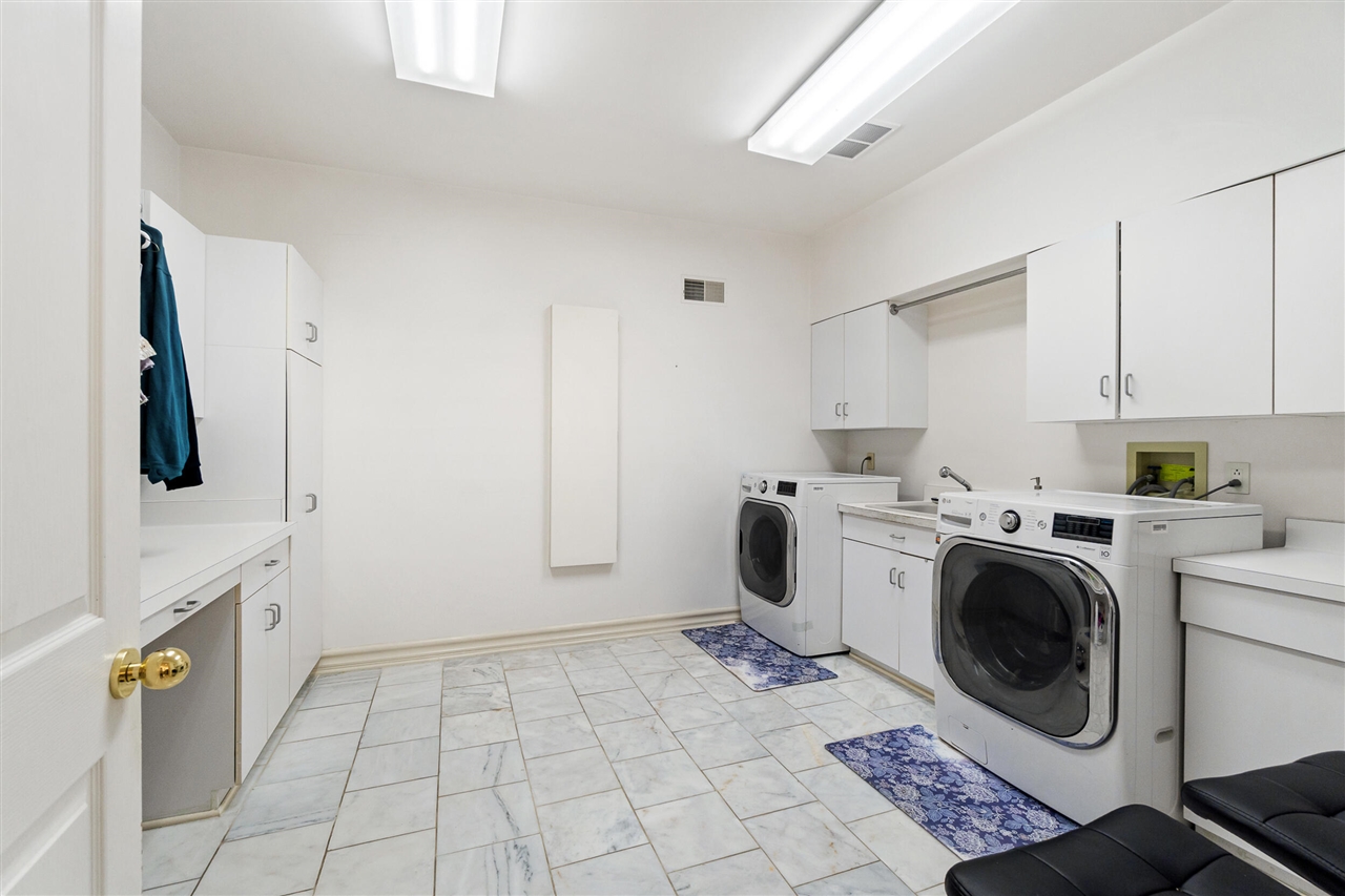 1840 Lexington Boulevard Property Photo 28