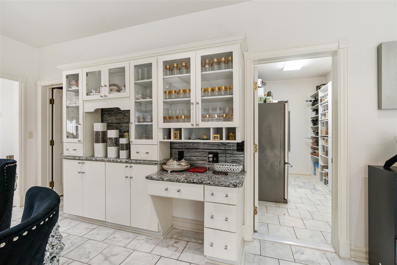 1840 Lexington Boulevard Property Photo 29