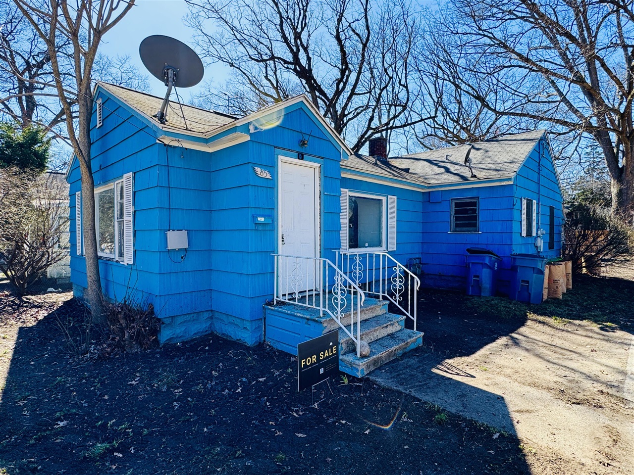 85 Amsterdam Avenue Property Photo 1