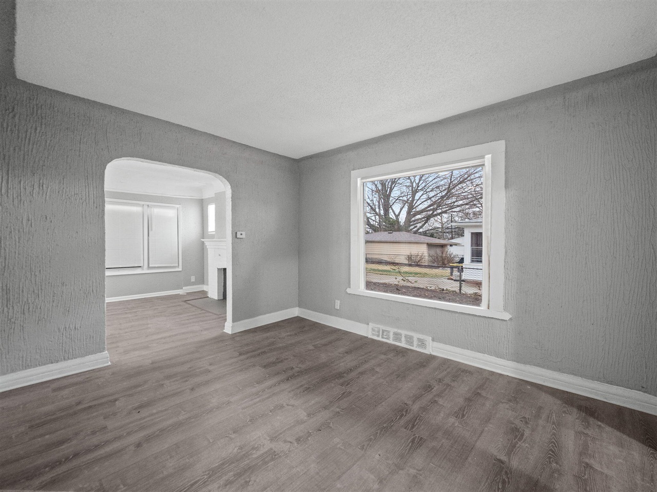 14655 Sussex Street Property Photo 7