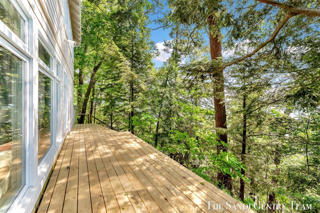 18215 Spindle Drive Property Photo 66