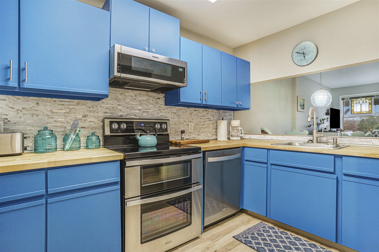 650 Conger Street Property Photo 8