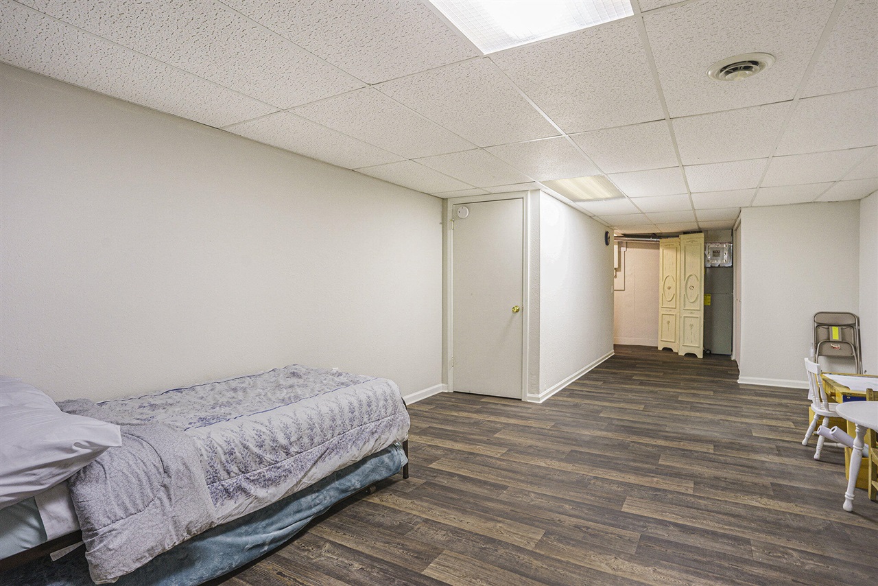650 Conger Street Property Photo 25