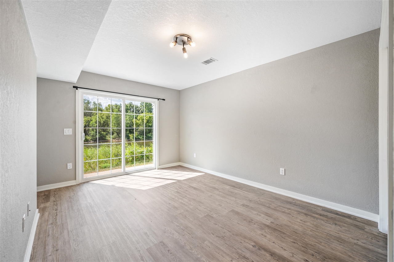 713 Tioga Park Property Photo 17