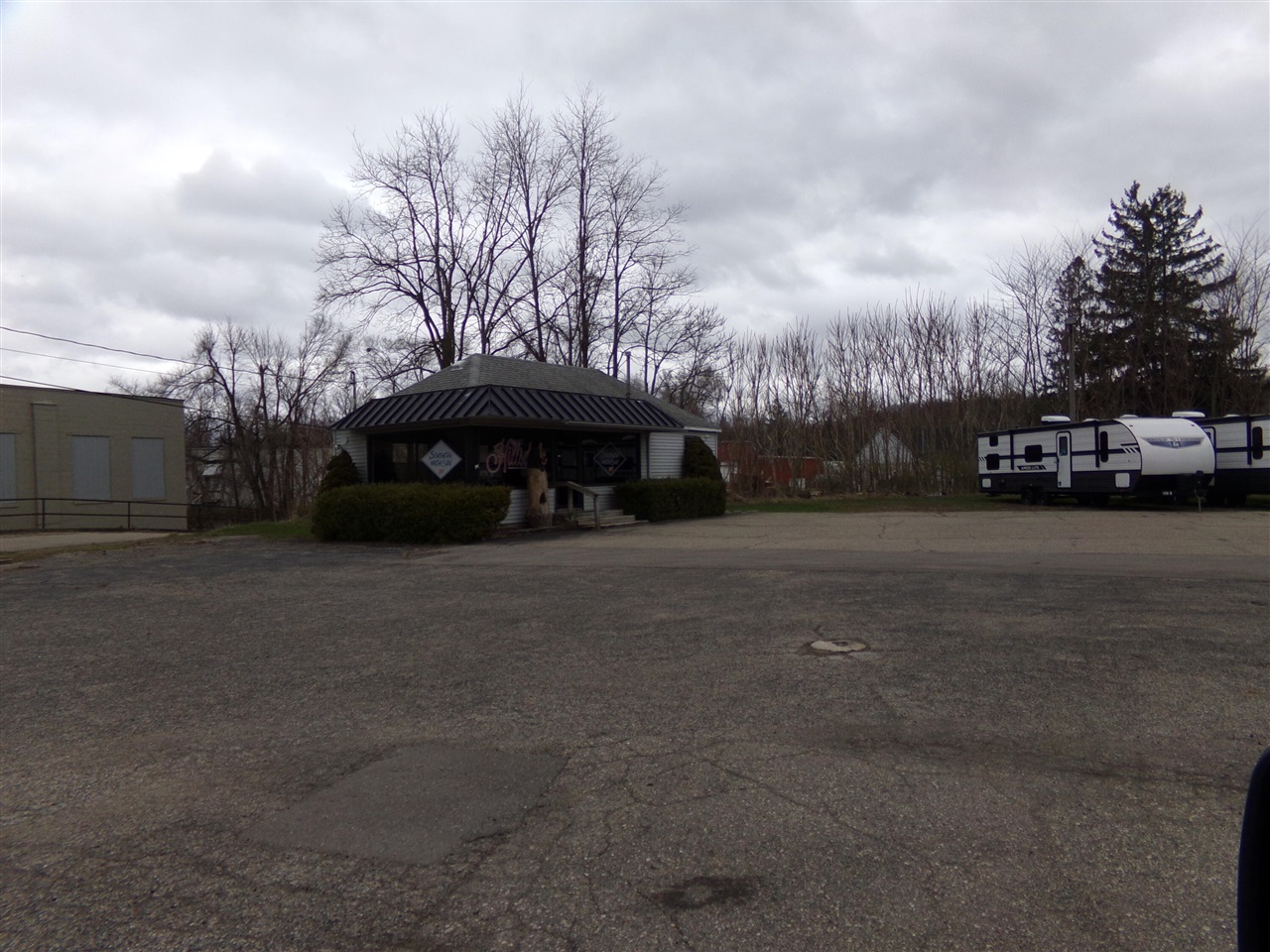 96 W Carleton Road Property Photo 1