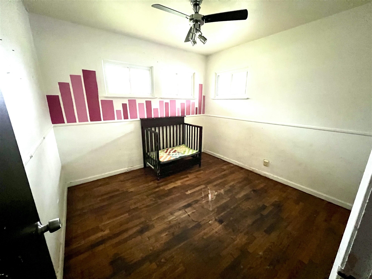 2407 Dawn Street Property Photo 6