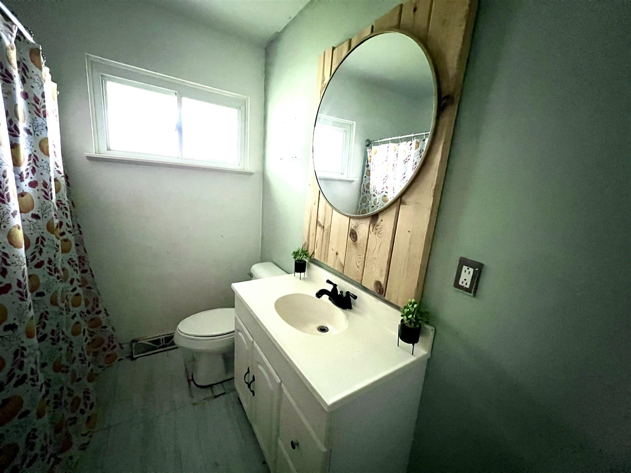 2407 Dawn Street Property Photo 7