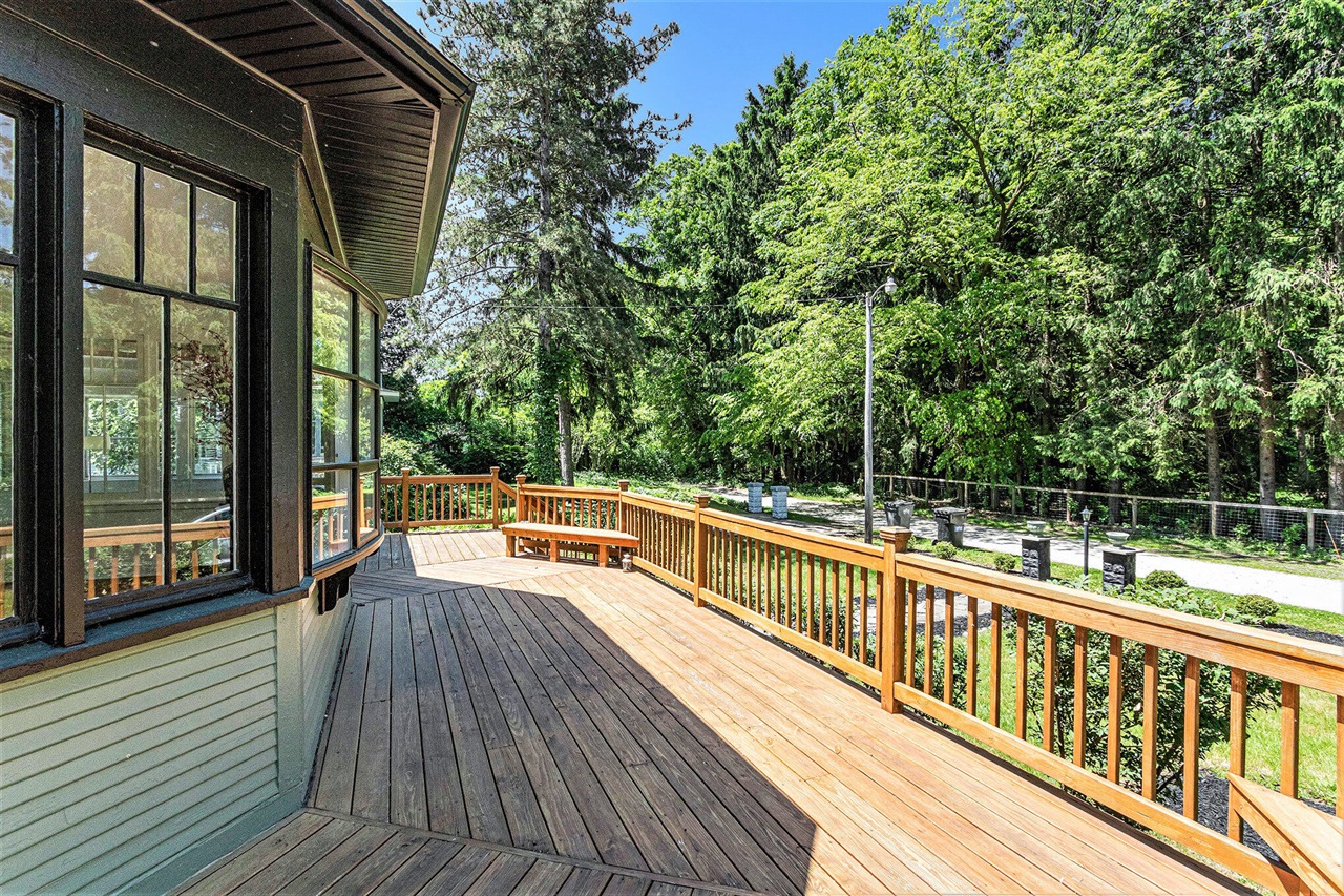 16277 4th Street Property Photo 4