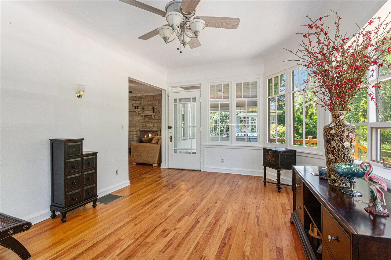 16277 4th Street Property Photo 8