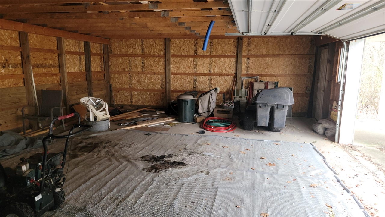 2180 Harwood Road Property Photo 5