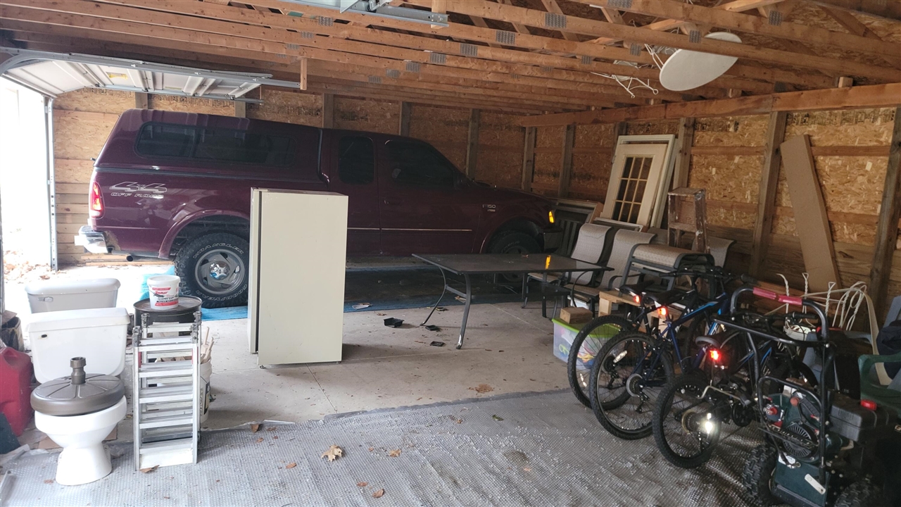 2180 Harwood Road Property Photo 6